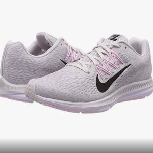 Nike Zoom Winflo 5 women’s sneakers